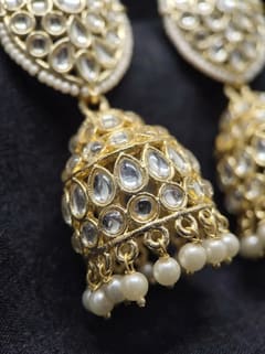 Oval Kundan Jhumka Earrings with Pearl Border - photo 2